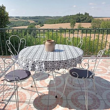 Maison De Village Avec Superbe Vue Cuq  Extérieur photo