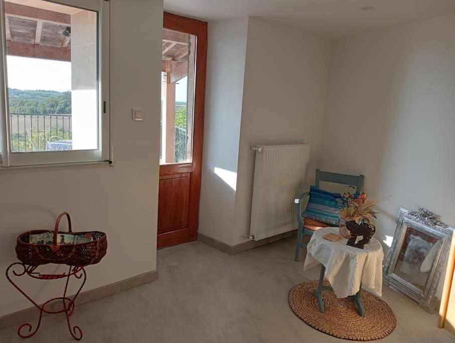 Maison De Village Avec Superbe Vue Cuq  Extérieur photo